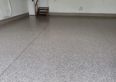 Garage floor coating company near me, Green Bay floor coating contractor, residential flooring, commercial flooring comapny, industrial floor coating, Epoxy Concreate Floor Coating Company, Polyurea Concrete Coatings